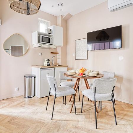 Appartement Proche Parc Monceau #17Eme #Arcdetriomphe - Gourgaud ปารีส ภายนอก รูปภาพ