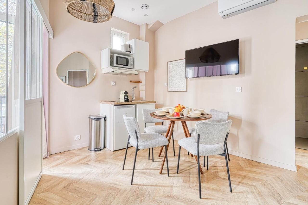 Appartement Proche Parc Monceau #17Eme #Arcdetriomphe - Gourgaud ปารีส ภายนอก รูปภาพ